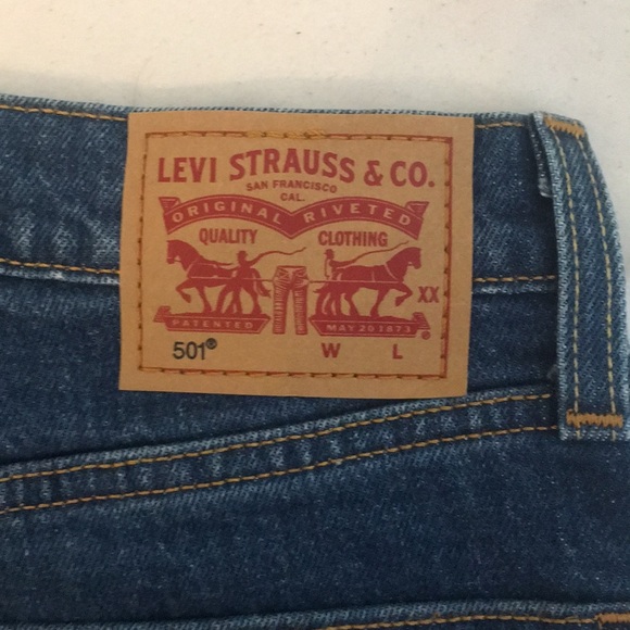 levis 501 mom jeans - Picture 3 of 3